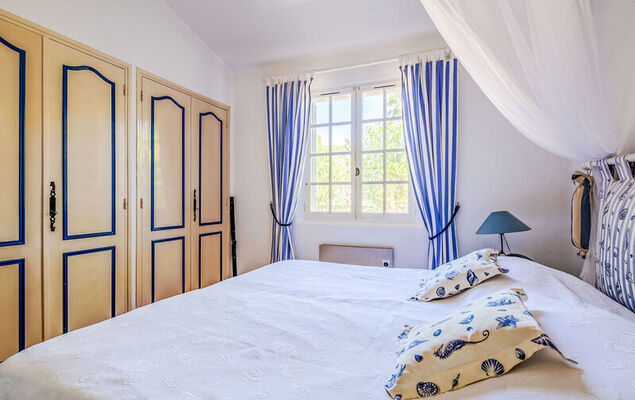 Font Mourier - Photo 13